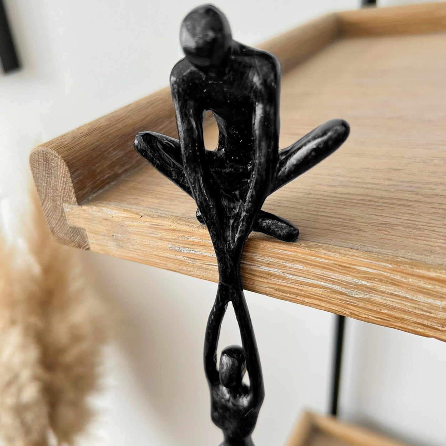 EdelKunst Kärleksskulptur i Polystone – Symbol för Evig Kärlek och Förbindelse | Perfekt Gåva till Partnern