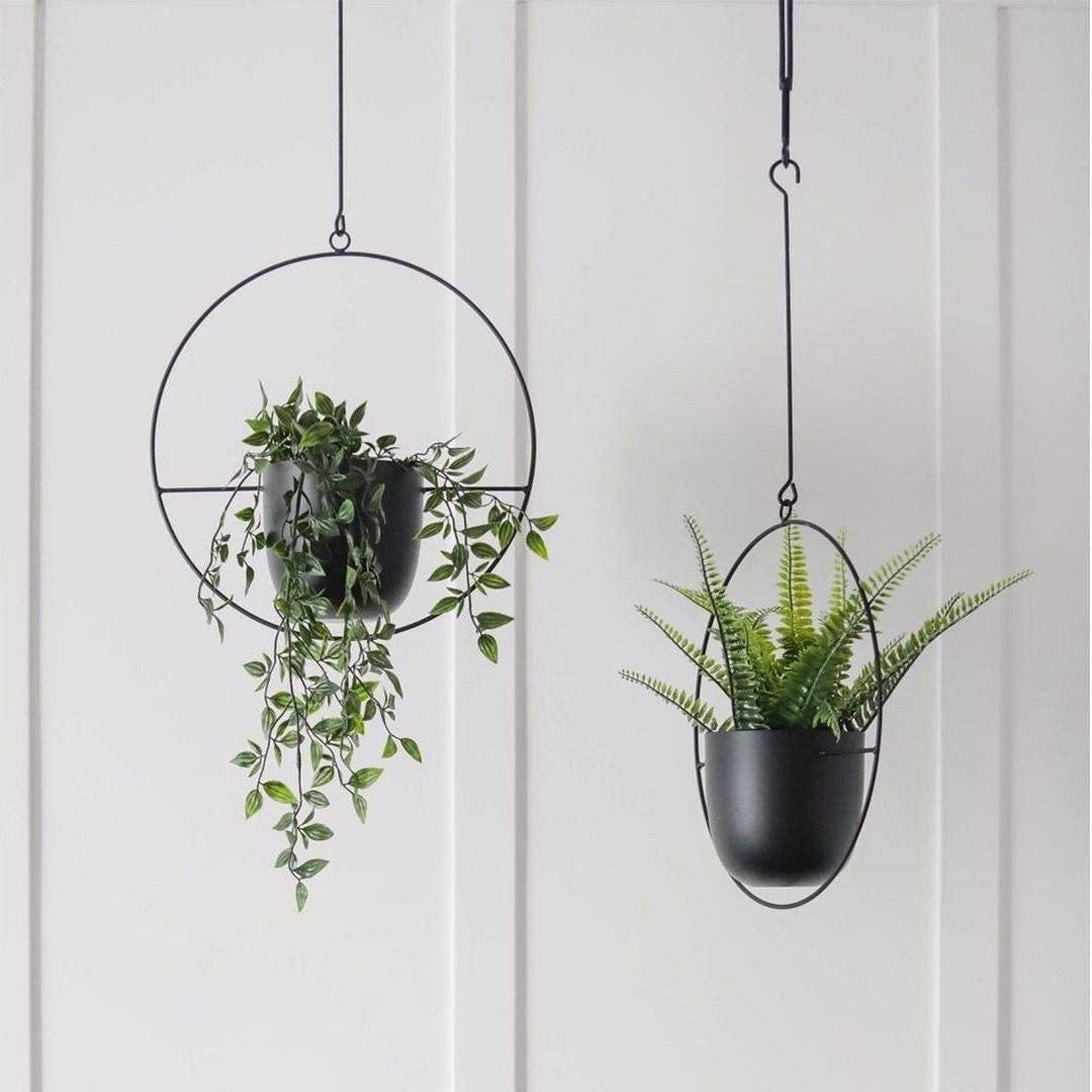 Halo Metal Hanging Planter – Elegant Hängande Kruka i Guld för Inomhus & Utomhusbruk