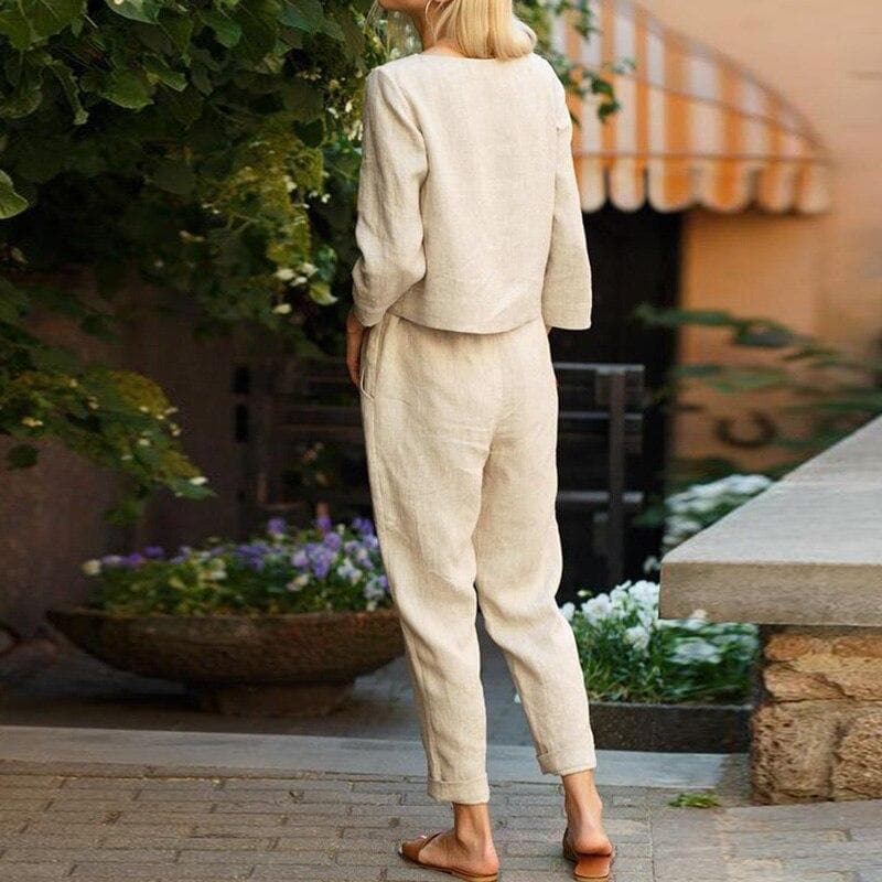 Tvådelad linnelook set för dam – beige sommarset med långärmad topp och byxa