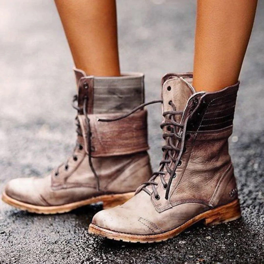 Ambre Snörade Damboots i Syntetläder – Eleganta, Hållbara & Bekväma Höst- och Vinterstövlar