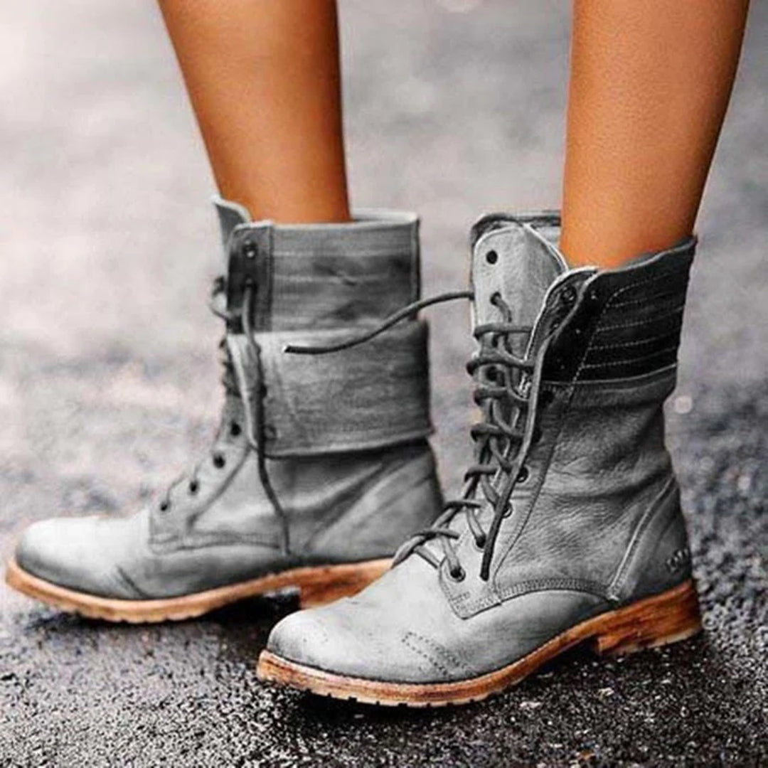 Ambre Snörade Damboots i Syntetläder – Eleganta, Hållbara & Bekväma Höst- och Vinterstövlar