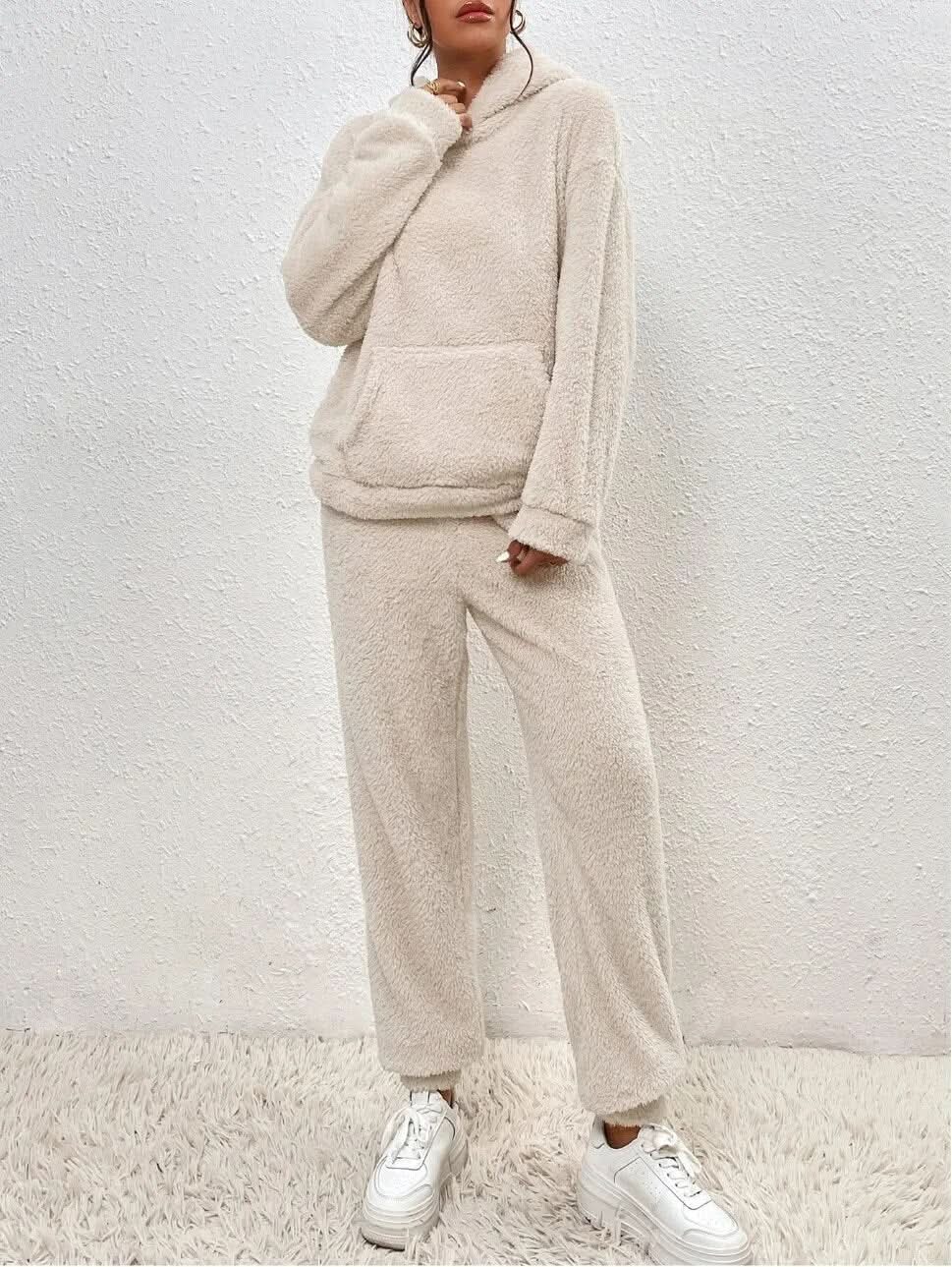 Supermjuk vit teddy lounge set för dam – Hoodie & byxa i fleece