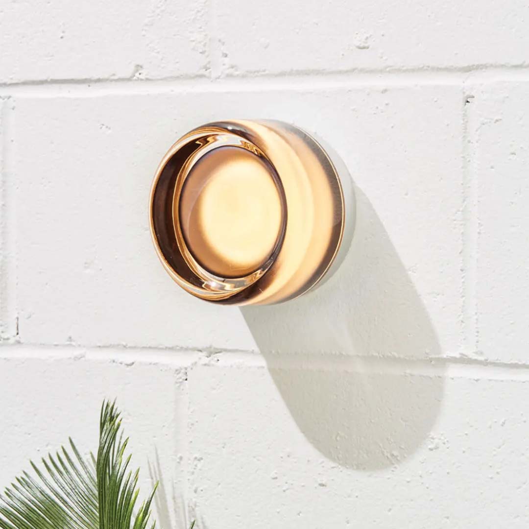 LumièreLux Dimple Vägglampa – Elegant Svart & Guld Design – Modern Väggbelysning med E27-sockel för Sovrum & Vardagsrum