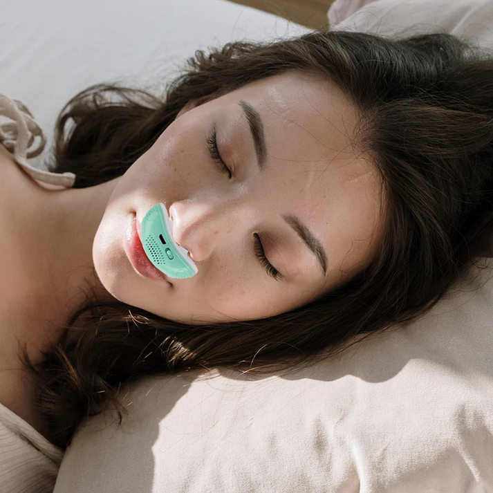 Slipp snarkningar med vår sladdlösa mikro-CPAP – tyst, bärbar och prisvärd