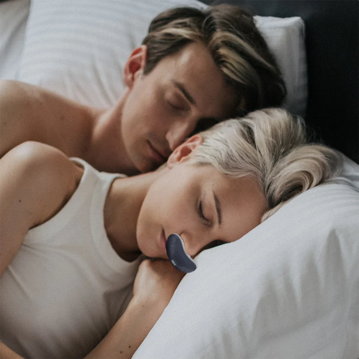 Slipp snarkningar med vår sladdlösa mikro-CPAP – tyst, bärbar och prisvärd