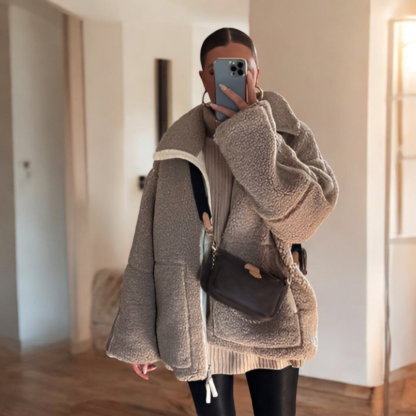 Oversized teddyjacka med dragkedja – Varm och trendig fleece i crèmevit nyans