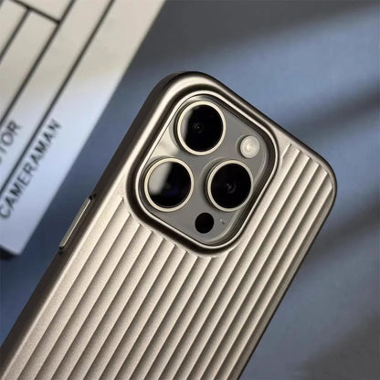 Ultratunt Mobilskal med Militärklassad Stötdämpning – Stilren & Slitstark Skyddslösning för Din Smartphone