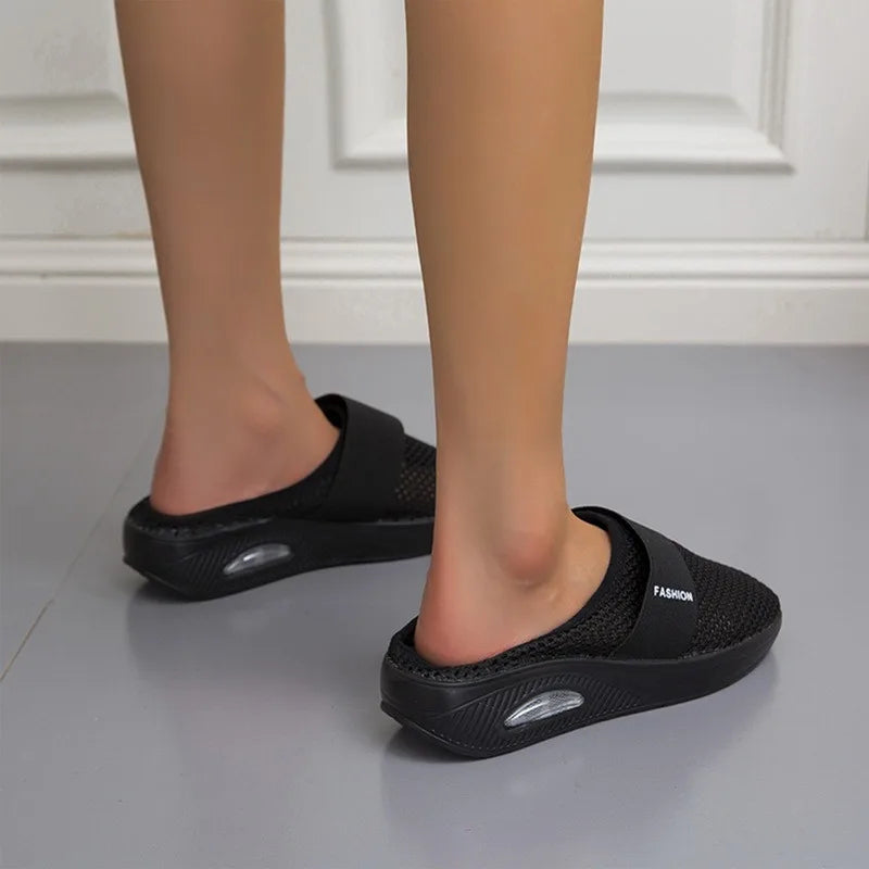 Andningsbara slip-on sneakers för damer – Grå mesh tofflor med luftkudde och halkfri sula