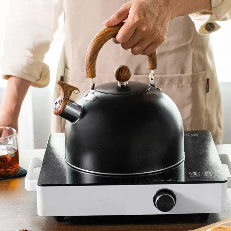 Rostfri vattenkokare med visselpipa – 2,5 L & 3 L, induktionsvänlig