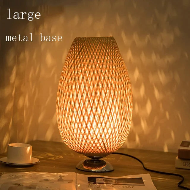 AntiqueBamboo Vintage Bambu Bordslampa – Rustik Design och Naturlig Elegans