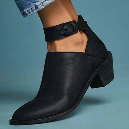 Lädersneakers - trendiga damstövlar med klack och dragkedja