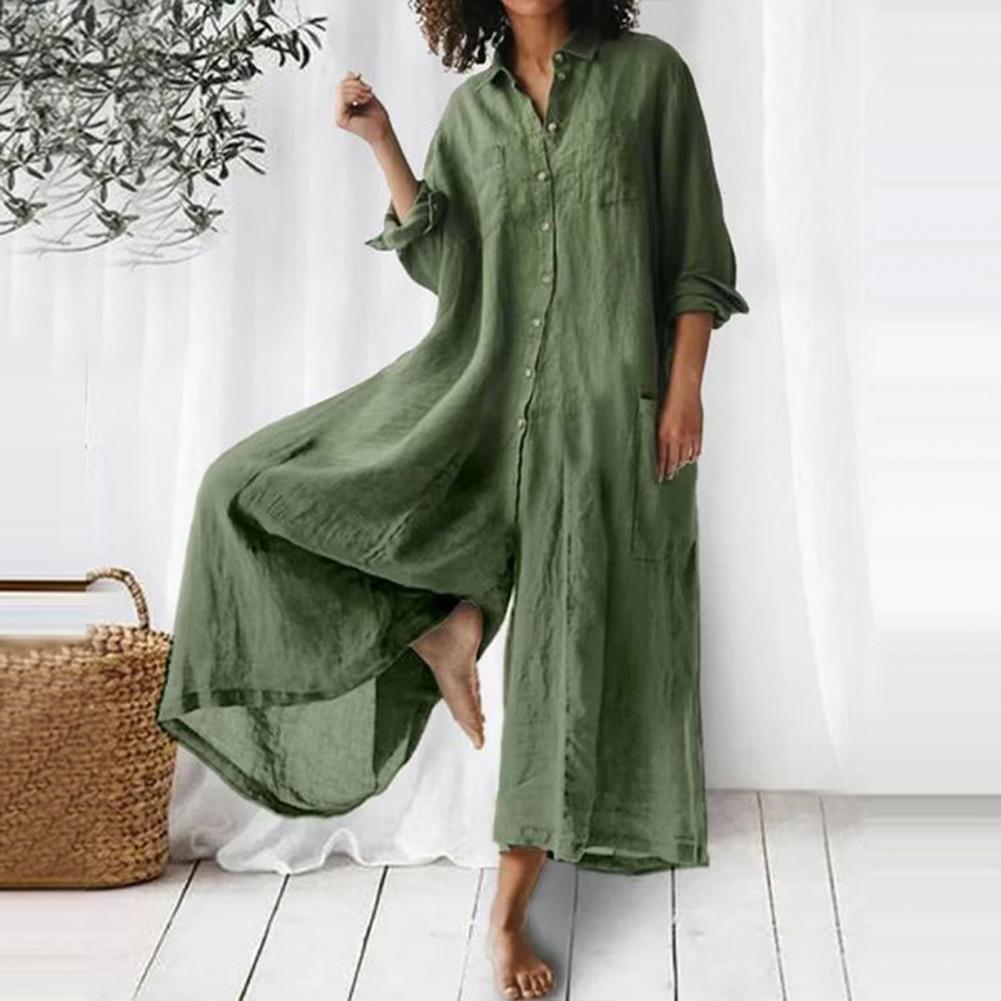 Grön oversized lång skjortklänning i linne – luftigt plagg för sommar och semester
