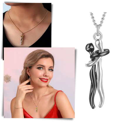 Hug Love Halsband – Symboliskt Parhalsband i Titanstål, Tidlös Design, Kärleksfull Gåva för Honom & Henne
