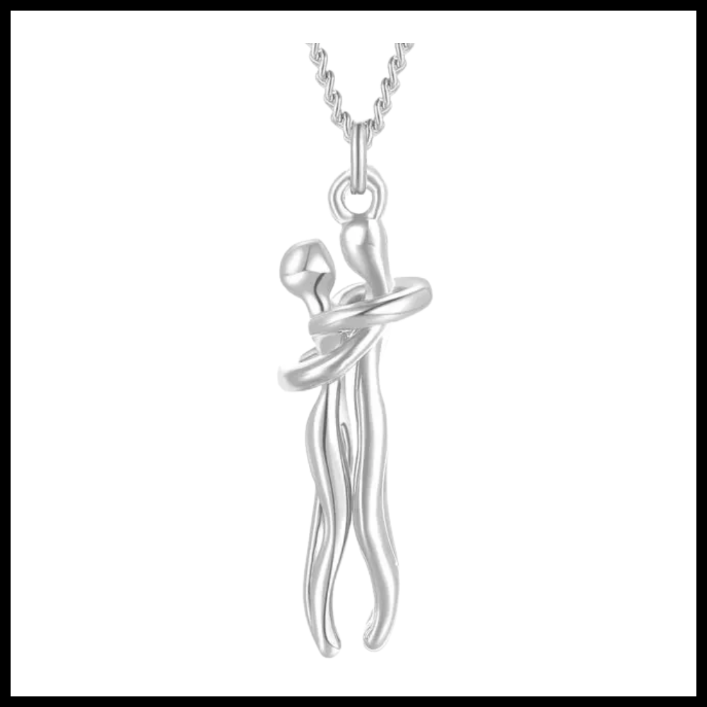 Hug Love Halsband – Symboliskt Parhalsband i Titanstål, Tidlös Design, Kärleksfull Gåva för Honom & Henne