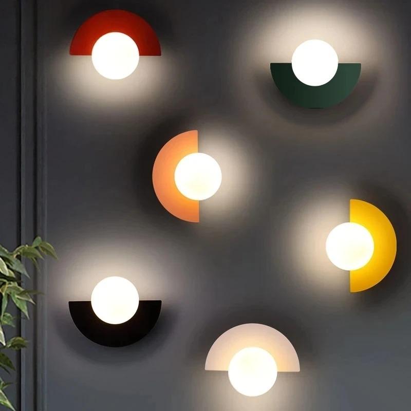 Nordisk halvcirkelformad vägglampa i 6 eleganta färger – 5 W touch-LED