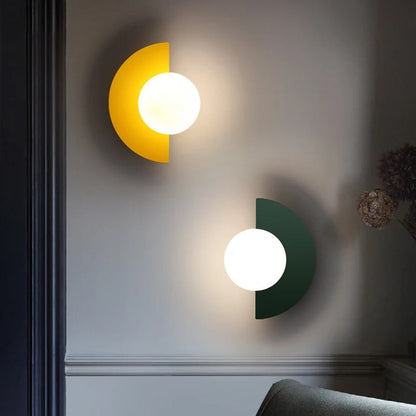 Nordisk halvcirkelformad vägglampa i 6 eleganta färger – 5 W touch-LED