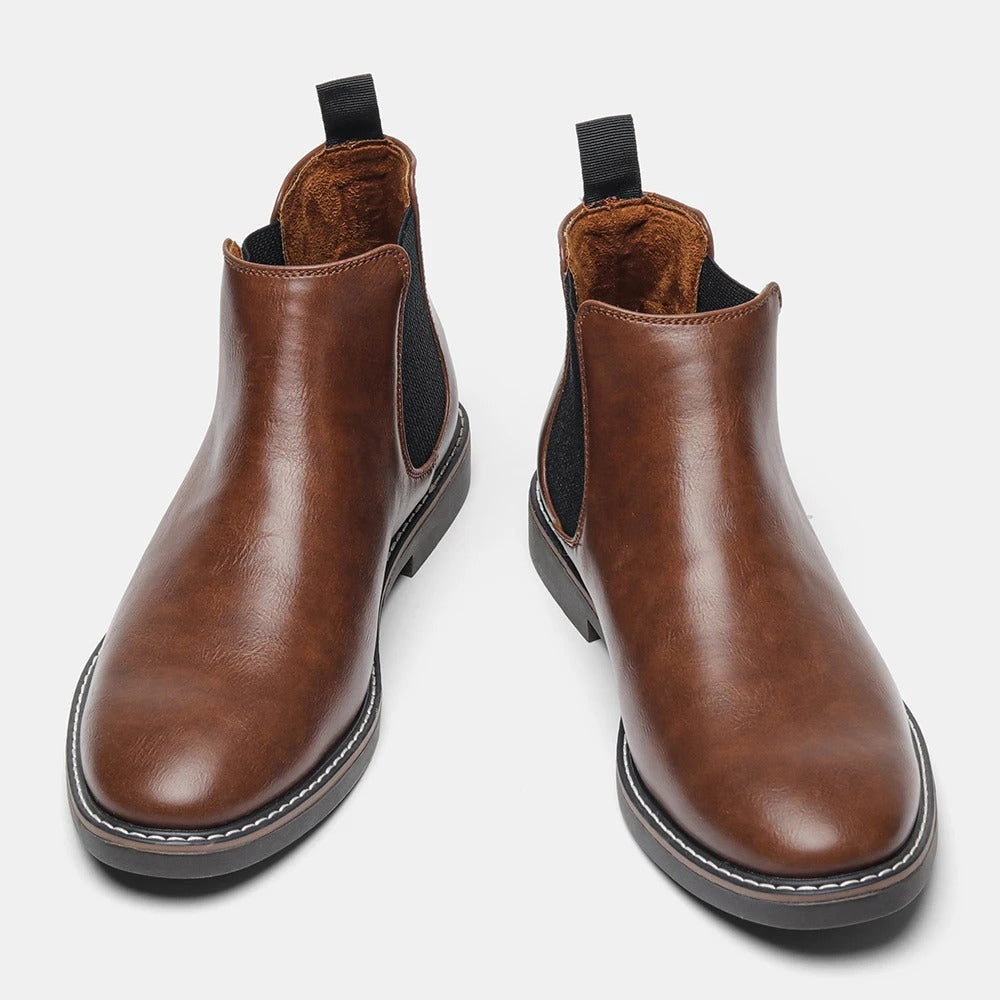 Herr Chelsea boots i brunt konstläder – klassiska elastiska ankelkängor för alla säsonger